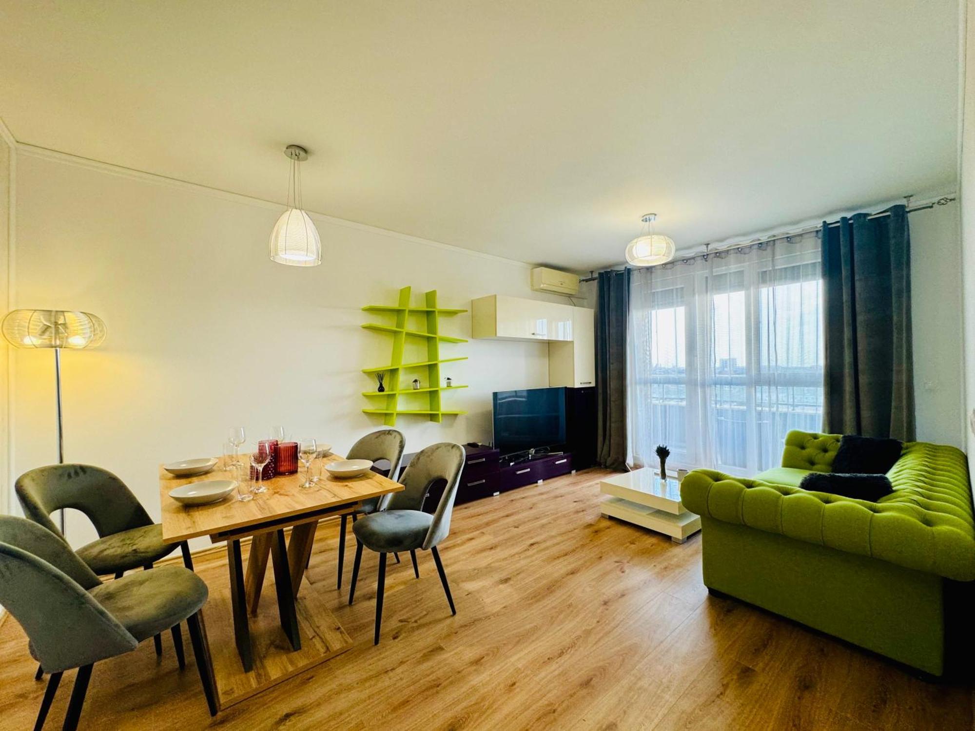 Joy City Stay Forest 84 Timişoara Buitenkant foto