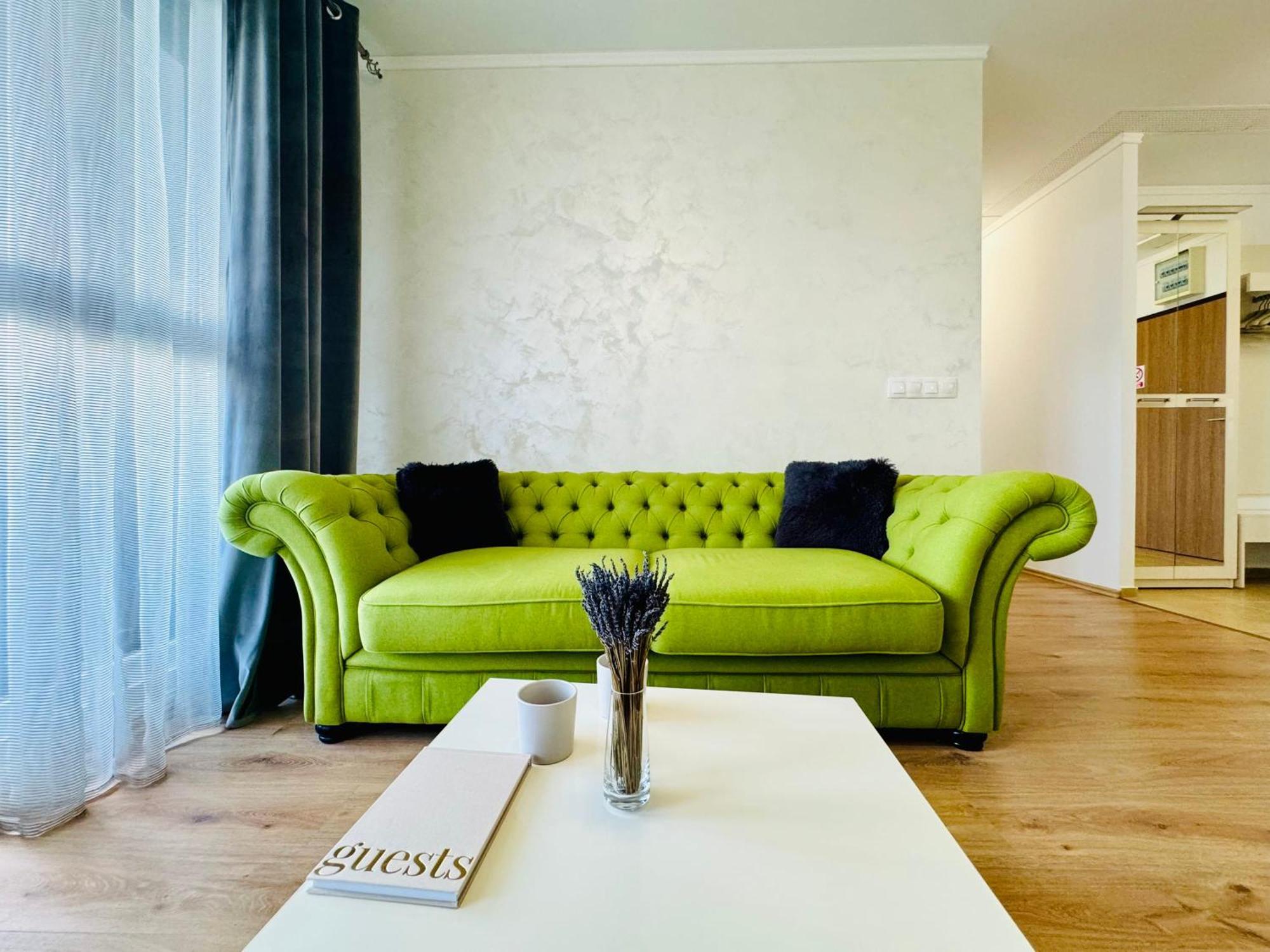 Joy City Stay Forest 84 Timişoara Buitenkant foto